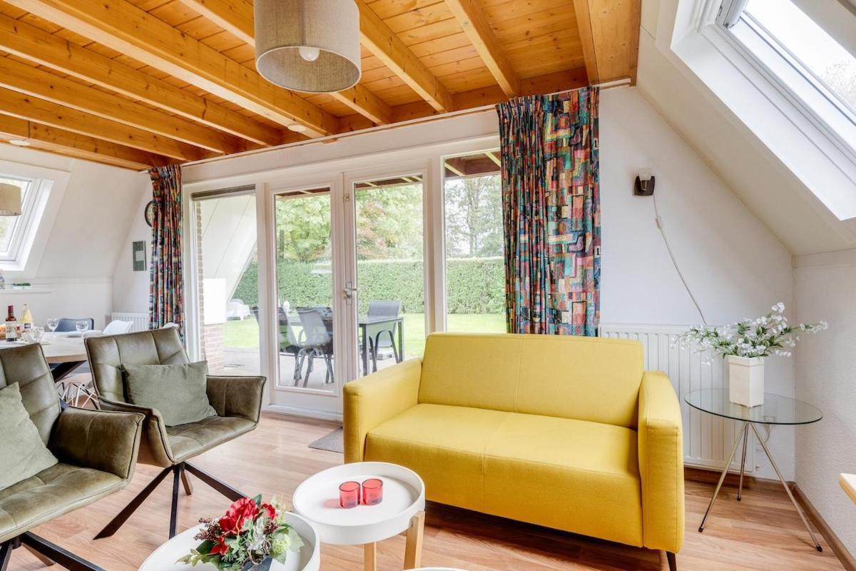 Kleine Zanglijster I Prachtig Huisje Nabij Bosrand Zwiggelte Kültér fotó