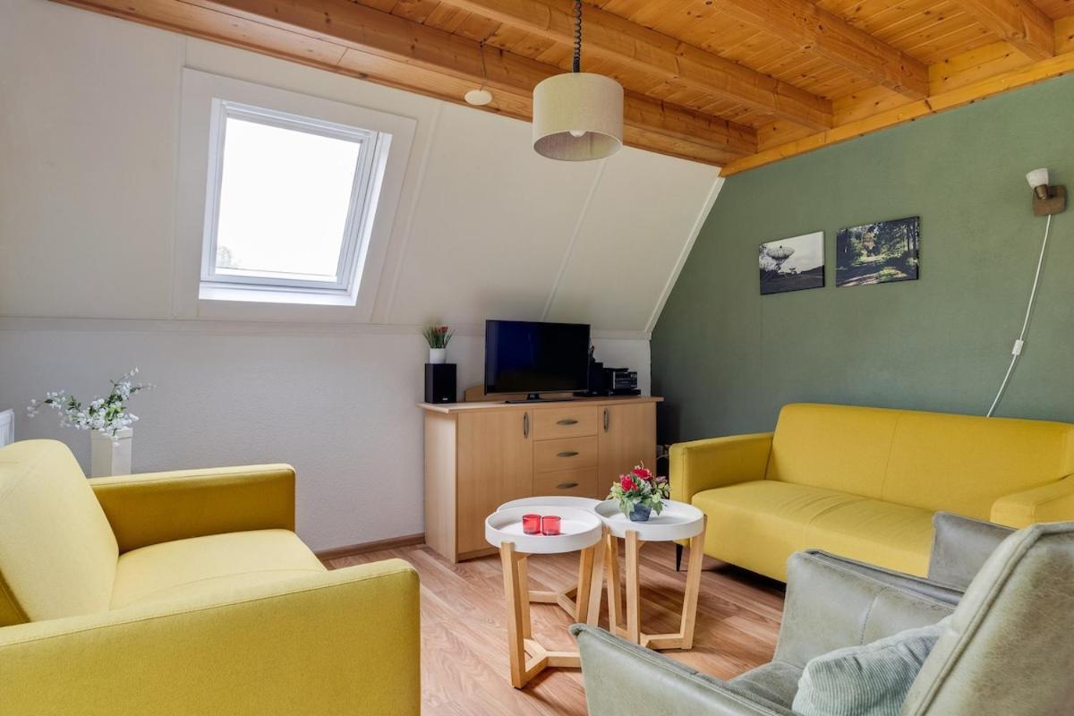 Kleine Zanglijster I Prachtig Huisje Nabij Bosrand Zwiggelte Kültér fotó