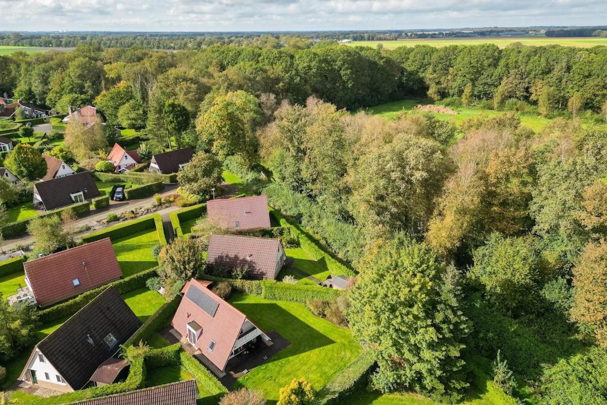 Kleine Zanglijster I Prachtig Huisje Nabij Bosrand Zwiggelte Kültér fotó