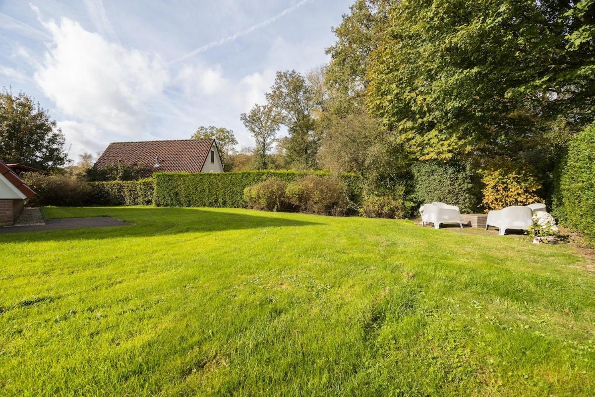 Kleine Zanglijster I Prachtig Huisje Nabij Bosrand Zwiggelte Kültér fotó